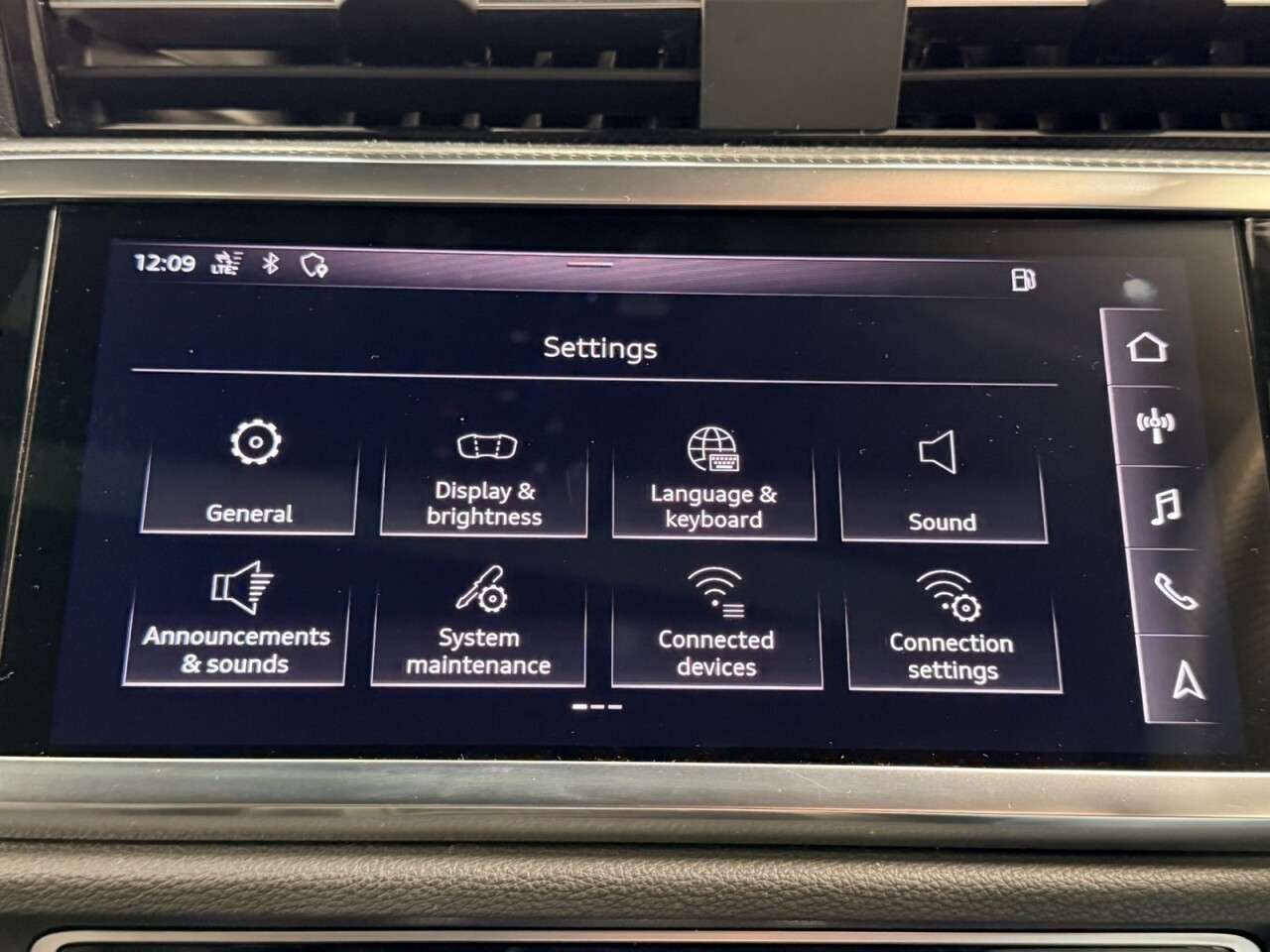 2020 AUDI Q3 2020 AUDI Q3