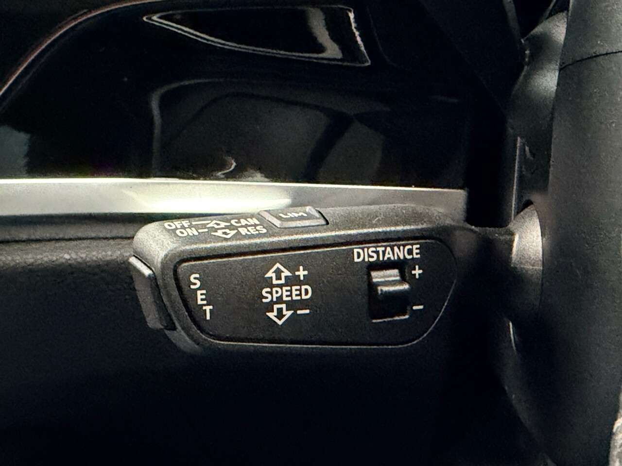 2020 AUDI Q3 2020 AUDI Q3