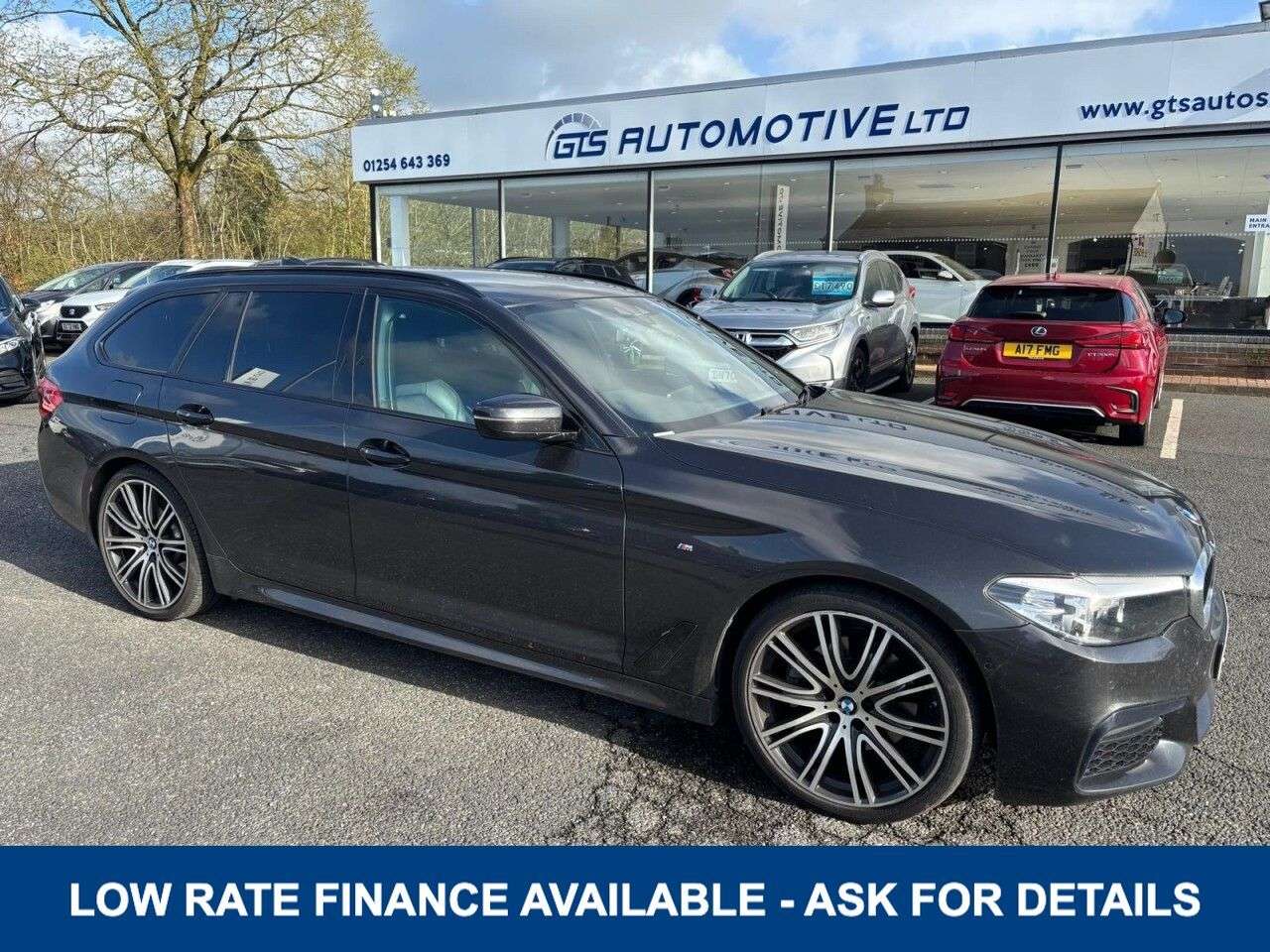 A 2019 BMW 5 SERIES TOURING 520d M-SPORT PLUS AUTO xDRIVE 190 BHP A 2019 BMW 5 SERIES TOURING 520d M-SPORT PLUS AUTO xDRIVE 190 BHP
