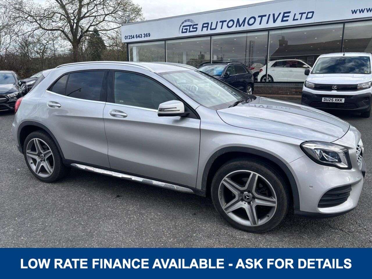 A 2017 MERCEDES-BENZ GLA 220d AMG LINE PREMIUM 7G-DCT AUTO 4MATIC 4WD 180 BHP + SAT NAV + HEATED SEA A 2017 MERCEDES-BENZ GLA 220d AMG LINE PREMIUM 7G-DCT AUTO 4MATIC 4WD 180 BHP + SAT NAV + HEATED SEA