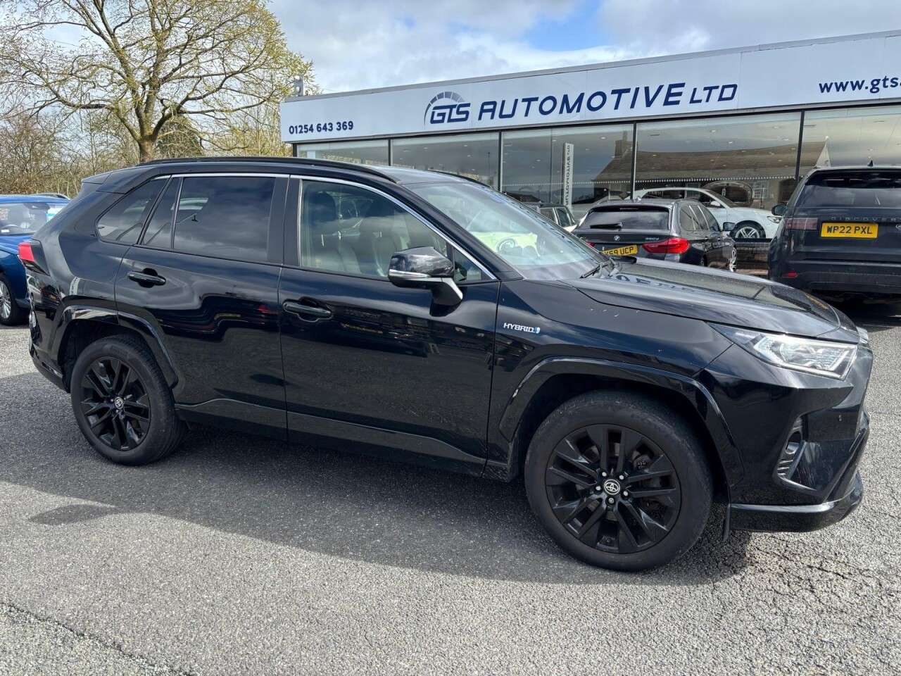A 2021 TOYOTA RAV4 2.5 VVT-h BLACK EDITION HYBRID CVT AUTO 220 BHP A 2021 TOYOTA RAV4 2.5 VVT-h BLACK EDITION HYBRID CVT AUTO 220 BHP