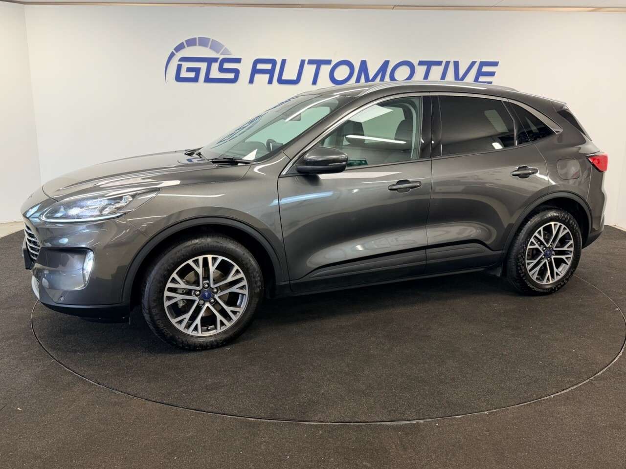 A 2021 FORD KUGA 1.5 TURBO ECOBOOST TITANIUM EDITION 150 BHP + SAT NAV + REAR CAMERA SIX MON A 2021 FORD KUGA 1.5 TURBO ECOBOOST TITANIUM EDITION 150 BHP + SAT NAV + REAR CAMERA SIX MON