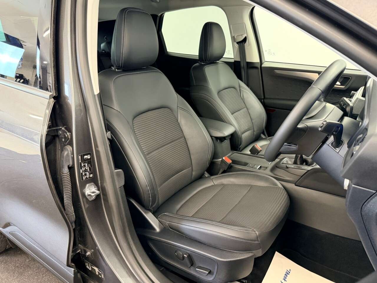 A 2021 FORD KUGA 1.5 TURBO ECOBOOST TITANIUM EDITION 150 BHP + SAT NAV + REAR CAMERA SIX MON A 2021 FORD KUGA 1.5 TURBO ECOBOOST TITANIUM EDITION 150 BHP + SAT NAV + REAR CAMERA SIX MON