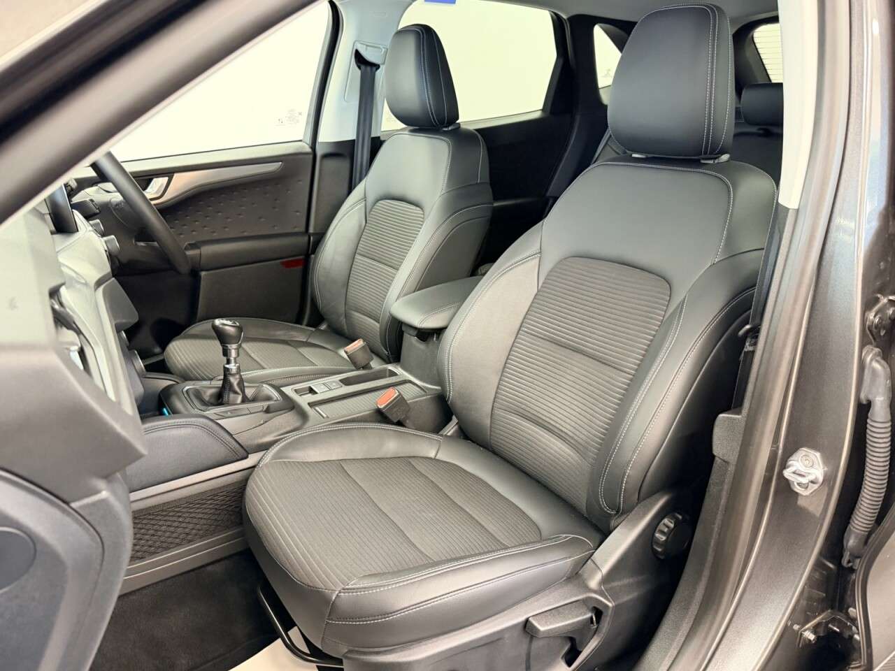2021 FORD KUGA 2021 FORD KUGA