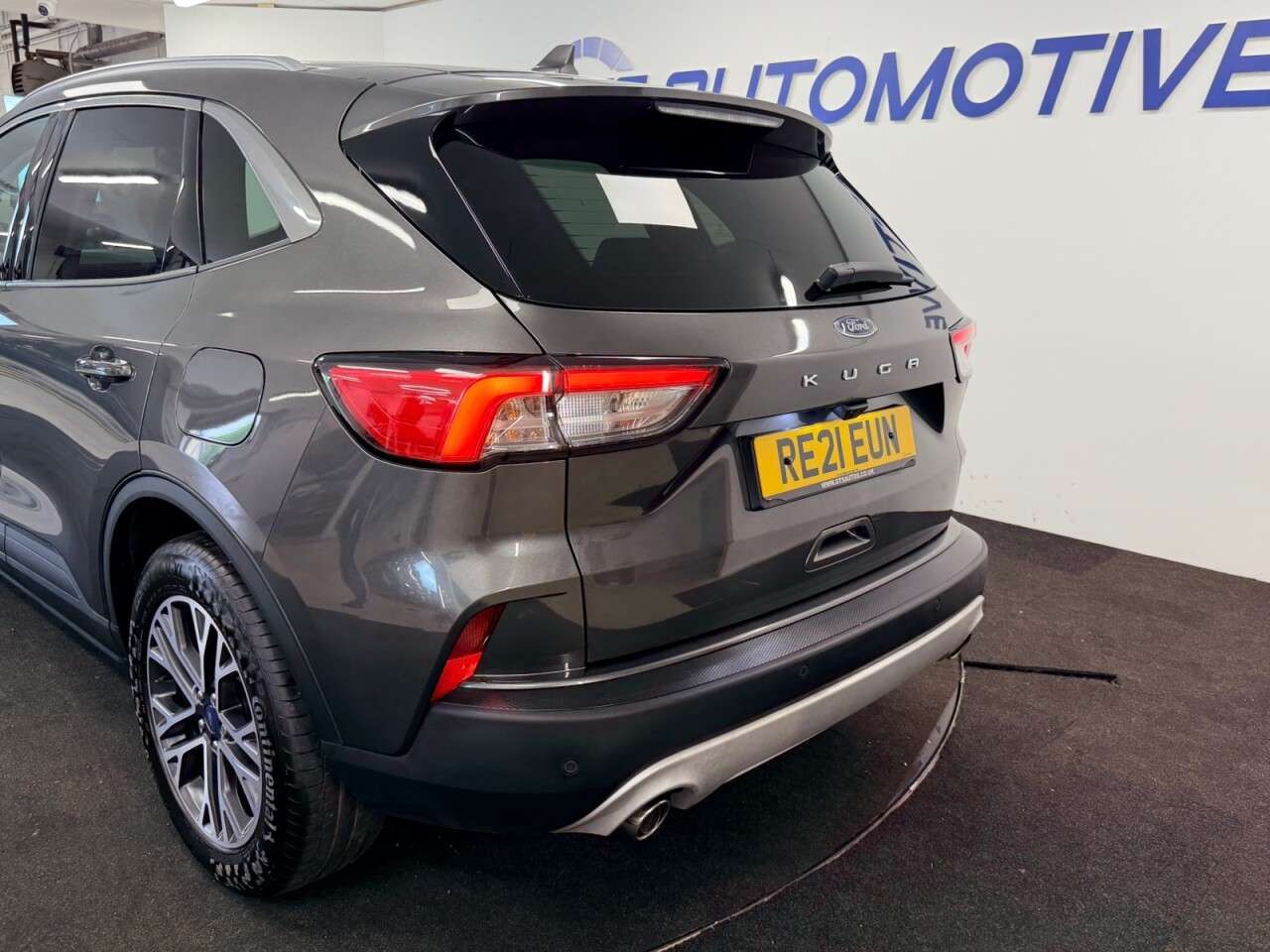 2021 FORD KUGA 2021 FORD KUGA