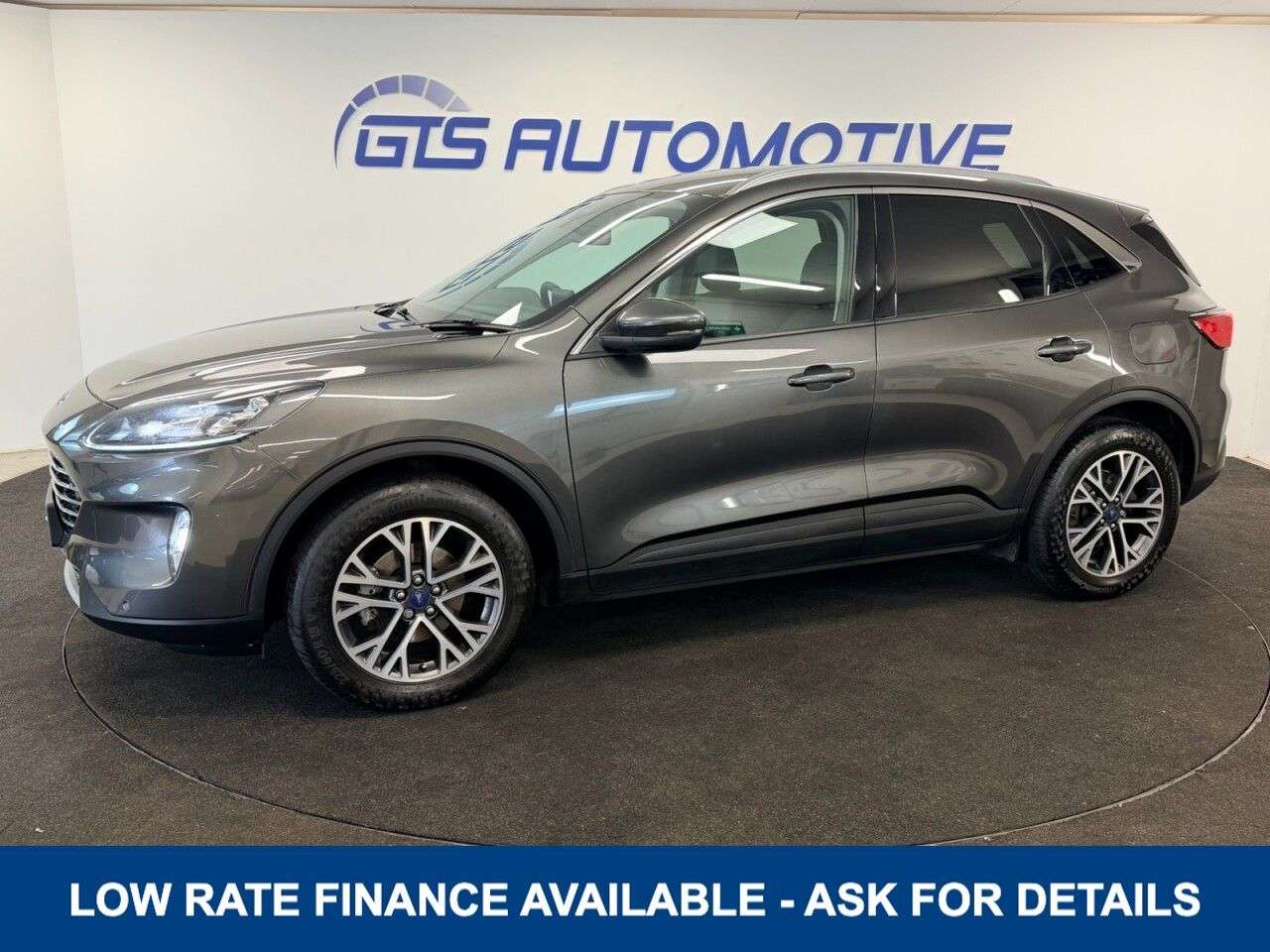 A 2021 FORD KUGA 1.5 TURBO ECOBOOST TITANIUM EDITION 150 BHP + SAT NAV + REAR CAMERA SIX MON A 2021 FORD KUGA 1.5 TURBO ECOBOOST TITANIUM EDITION 150 BHP + SAT NAV + REAR CAMERA SIX MON