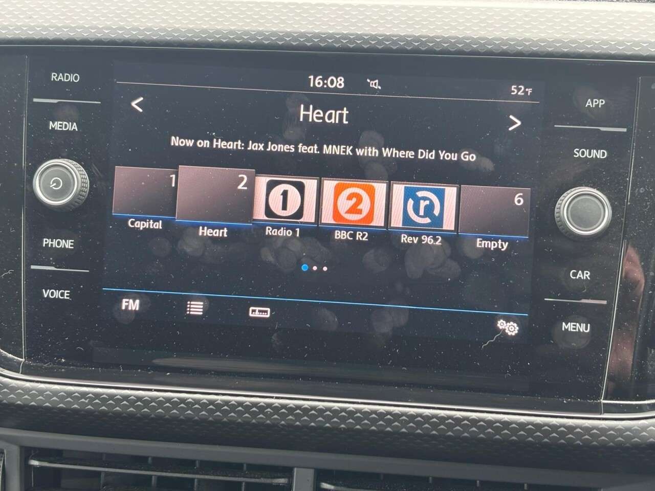 A 2019 VOLKSWAGEN T-CROSS 1.0 TSI SE 115 BHP A 2019 VOLKSWAGEN T-CROSS 1.0 TSI SE 115 BHP