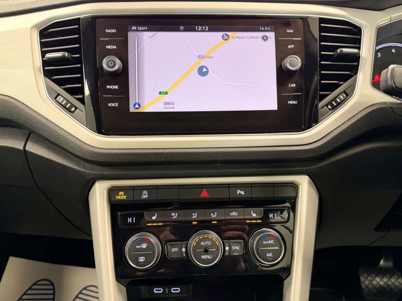 2021 VOLKSWAGEN T-ROC 2021 VOLKSWAGEN T-ROC