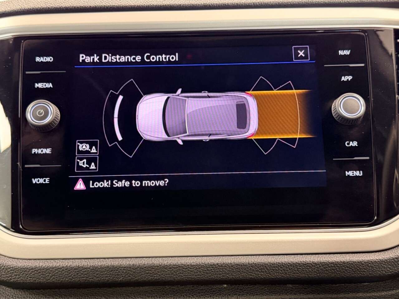 2021 VOLKSWAGEN T-ROC 2021 VOLKSWAGEN T-ROC