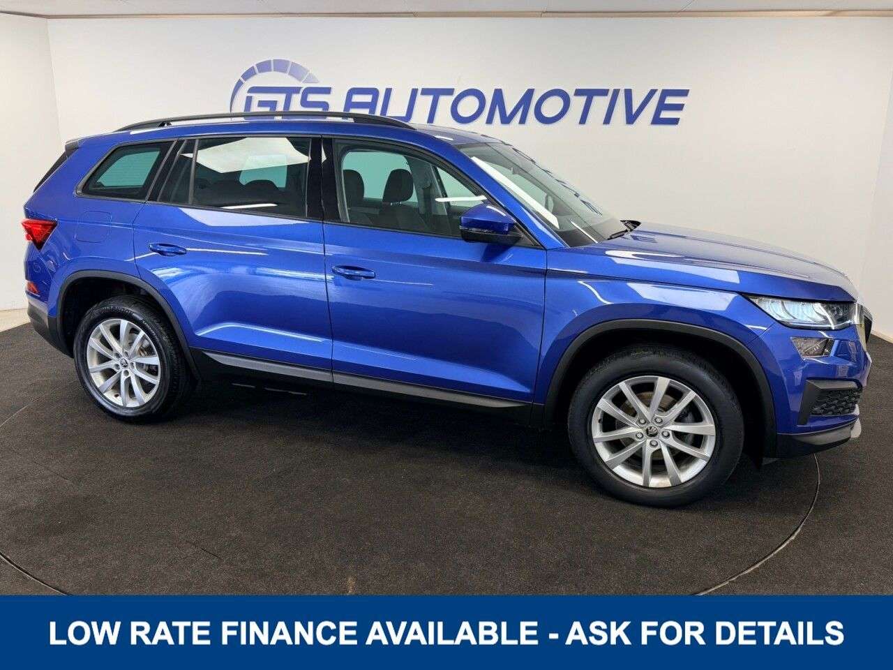 A 2022 SKODA KODIAQ 1.5 TSI ACT SE DSG AUTO 150 BHP 5 SEATS + APPLE PLAY + PARKING SENSORS SIX A 2022 SKODA KODIAQ 1.5 TSI ACT SE DSG AUTO 150 BHP 5 SEATS + APPLE PLAY + PARKING SENSORS SIX