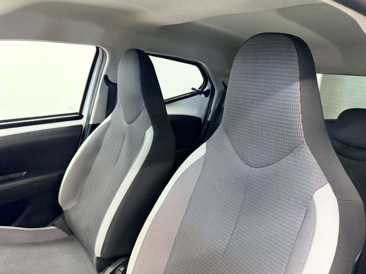 2020 TOYOTA AYGO 2020 TOYOTA AYGO