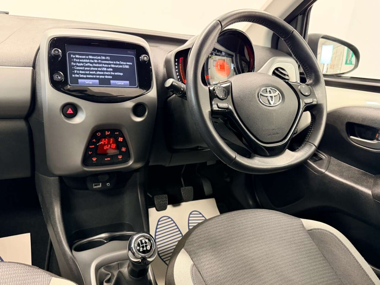 2020 TOYOTA AYGO 2020 TOYOTA AYGO