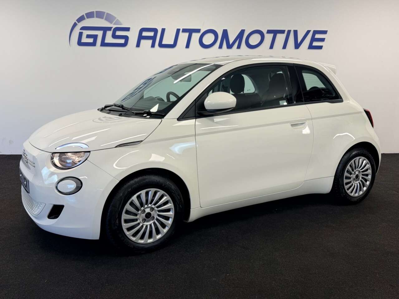 2022 FIAT 500E 2022 FIAT 500E