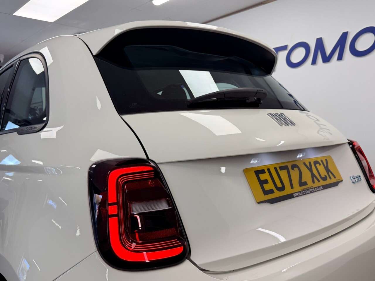 2022 FIAT 500E 2022 FIAT 500E