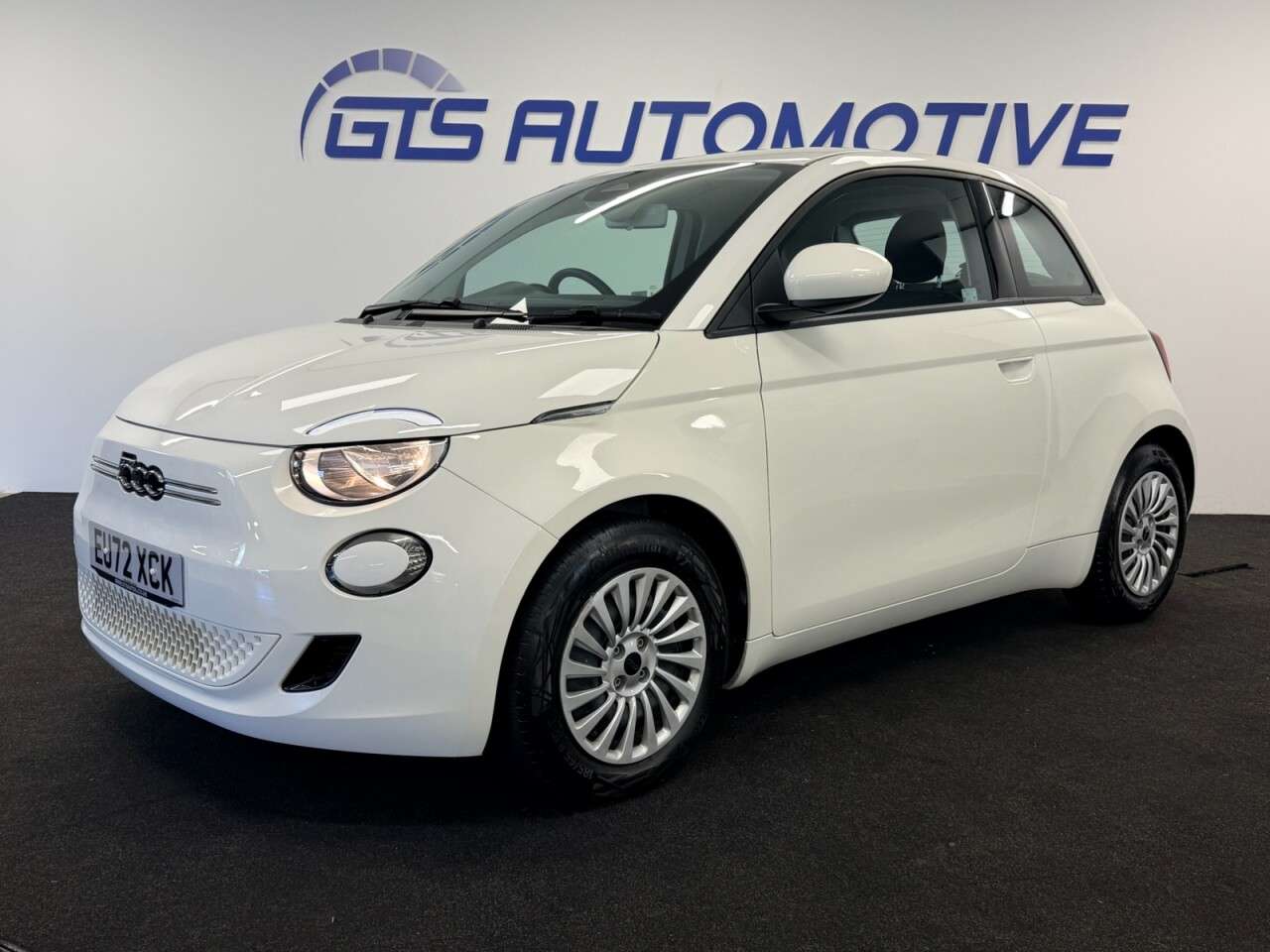 2022 FIAT 500E 2022 FIAT 500E
