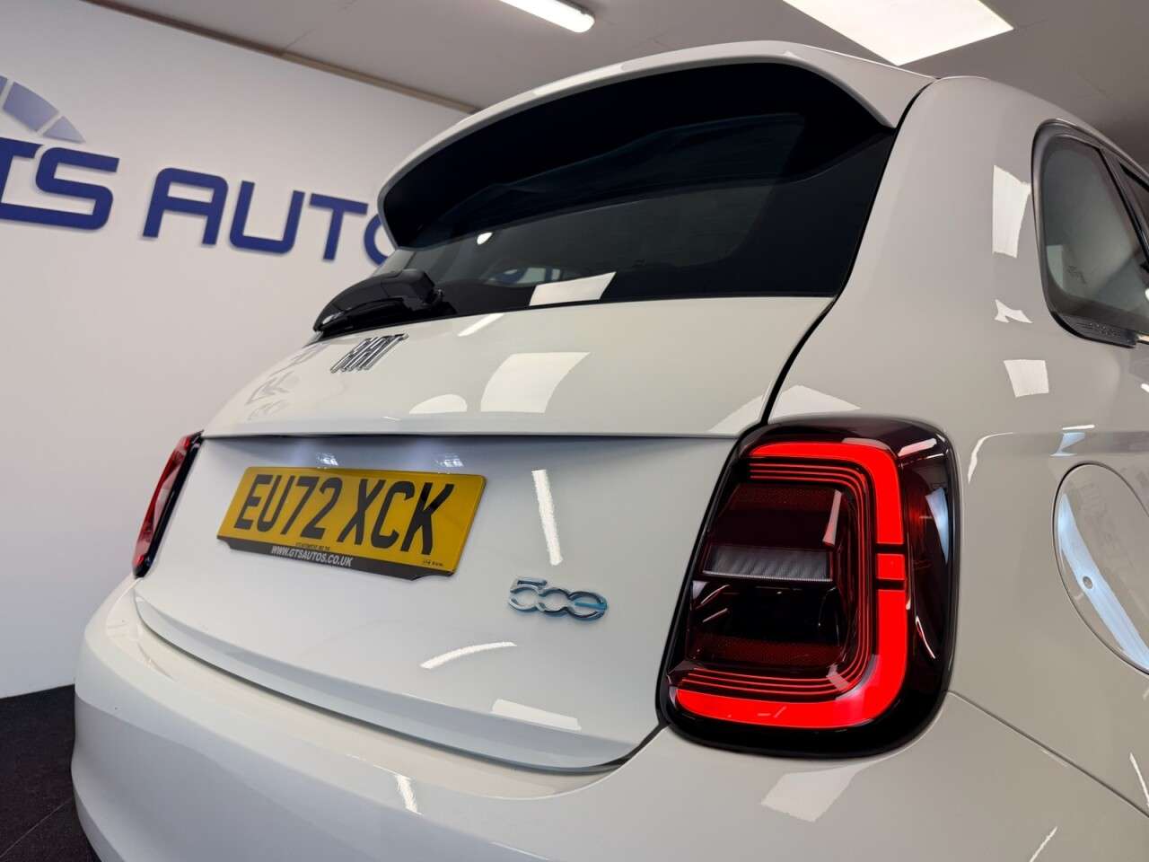 2022 FIAT 500E 2022 FIAT 500E