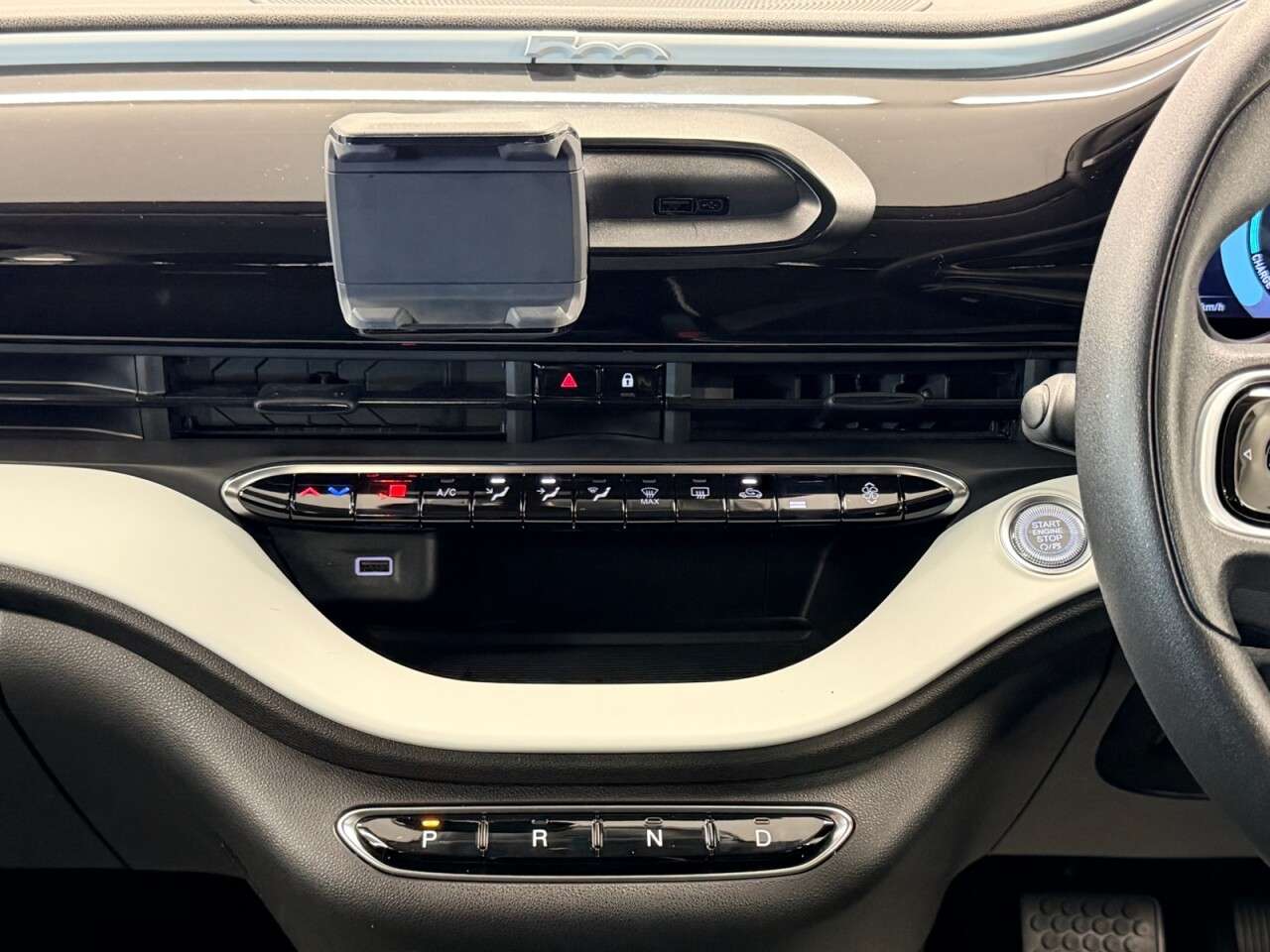 2022 FIAT 500E 2022 FIAT 500E