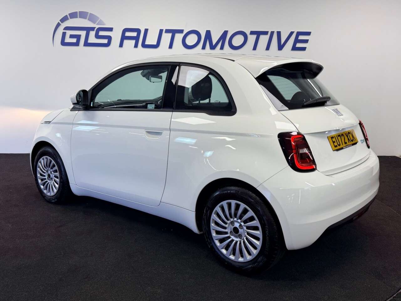 2022 FIAT 500E 2022 FIAT 500E