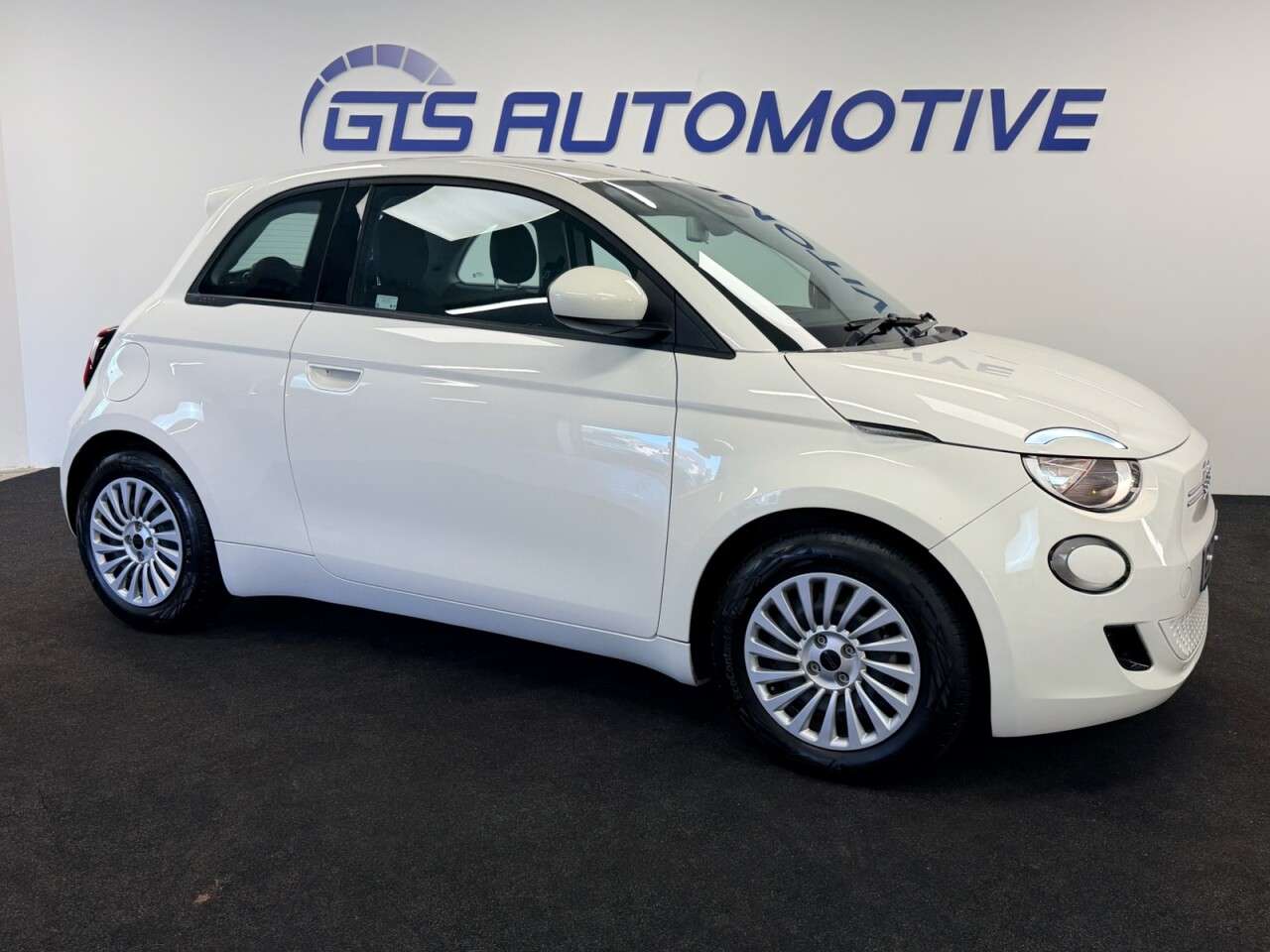 2022 FIAT 500E 2022 FIAT 500E
