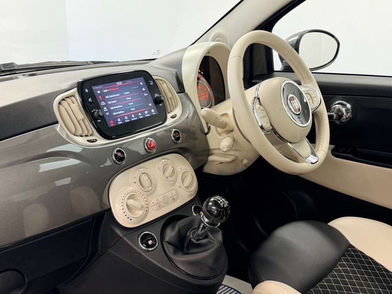 2022 FIAT 500 2022 FIAT 500