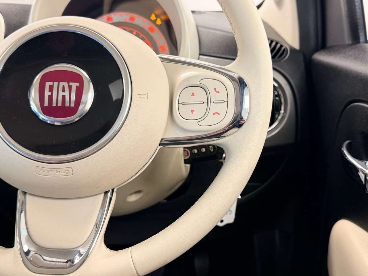 2022 FIAT 500 2022 FIAT 500