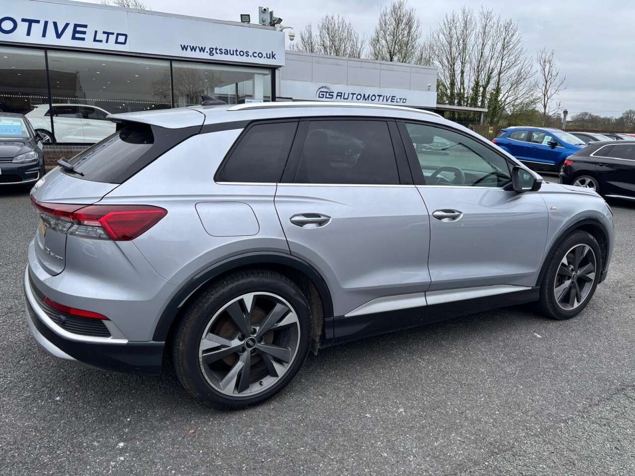 2021 AUDI Q4 E-TRON 2021 AUDI Q4 E-TRON