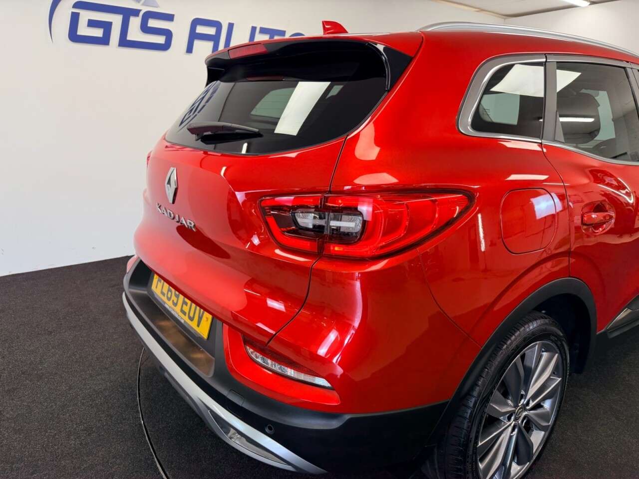 2019 RENAULT KADJAR 2019 RENAULT KADJAR