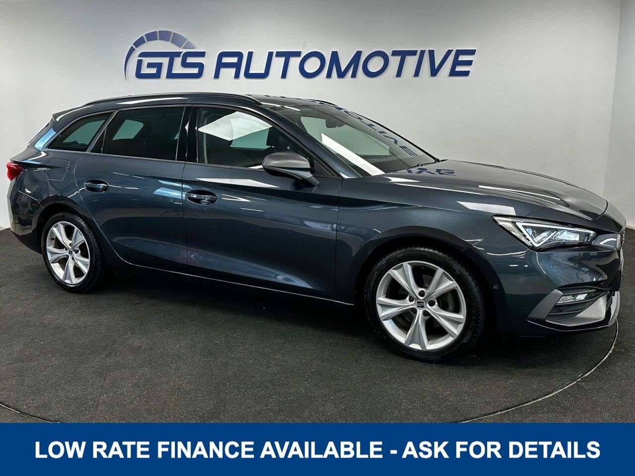 A 2024 SEAT LEON ESTATE 1.5 eTSI MHEV FR HYBRID DSG AUTO 150 BHP + SAT NAV + APPLE PLAY A 2024 SEAT LEON ESTATE 1.5 eTSI MHEV FR HYBRID DSG AUTO 150 BHP + SAT NAV + APPLE PLAY
