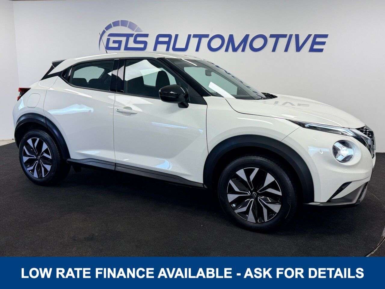 A 2023 NISSAN JUKE 1.0 DIG-T ACENTA 115 BHP + REAR CAMERA + APPLE CAR PLAY SIX MONTH WARRANTY A 2023 NISSAN JUKE 1.0 DIG-T ACENTA 115 BHP + REAR CAMERA + APPLE CAR PLAY SIX MONTH WARRANTY
