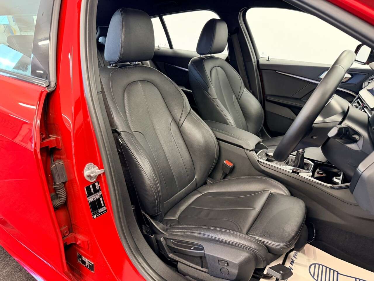 A 2020 BMW 1 SERIES 118i M-SPORT 140 BHP + SAT NAV + HEATED LEATHER SIX MONTH WARRANTY JAN 2027 A 2020 BMW 1 SERIES 118i M-SPORT 140 BHP + SAT NAV + HEATED LEATHER SIX MONTH WARRANTY JAN 2027