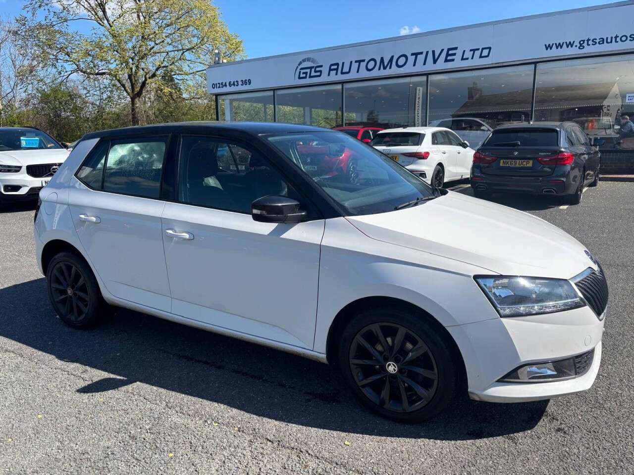 A 2019 SKODA FABIA 1.0 TSI COLOUR EDITION FIVE DOOR 95 BHP A 2019 SKODA FABIA 1.0 TSI COLOUR EDITION FIVE DOOR 95 BHP