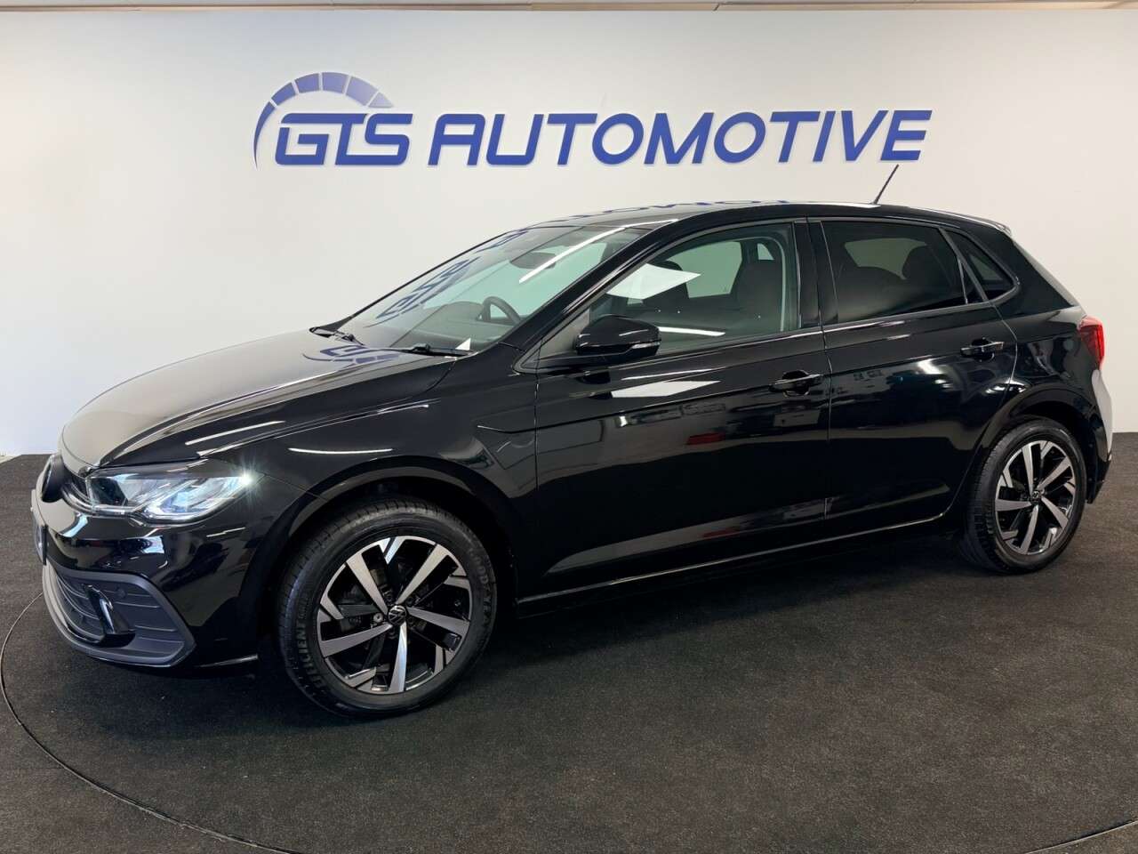 A 2024 VOLKSWAGEN POLO 1.0 TSI MATCH FIVE DOOR 95 BHP + REAR CAMERA + APPLE CAR PLAY WARRANTY UNTI A 2024 VOLKSWAGEN POLO 1.0 TSI MATCH FIVE DOOR 95 BHP + REAR CAMERA + APPLE CAR PLAY WARRANTY UNTI