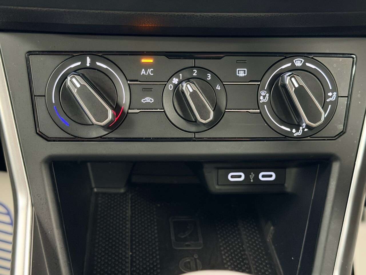 2024 VOLKSWAGEN POLO 2024 VOLKSWAGEN POLO