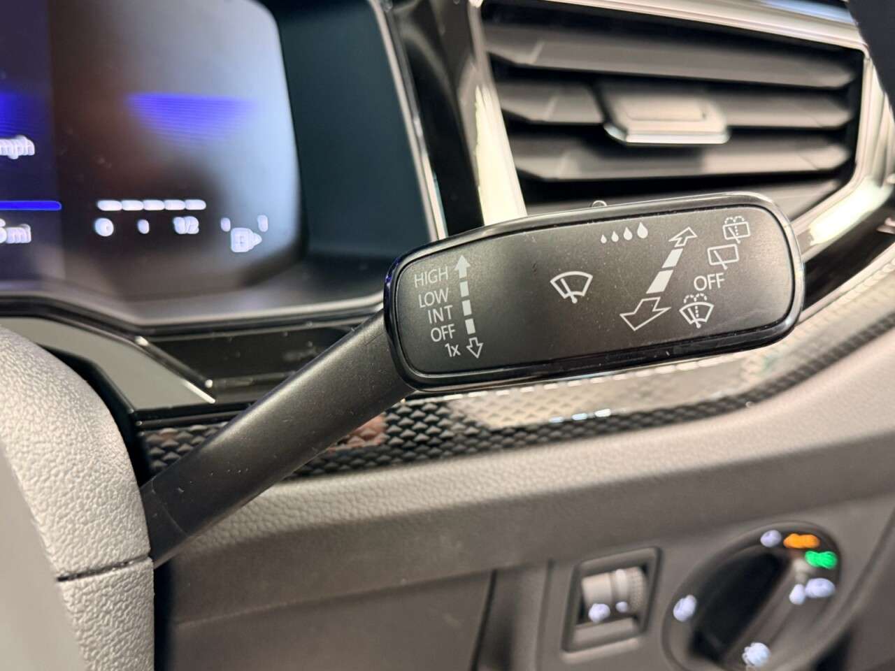 2024 VOLKSWAGEN POLO 2024 VOLKSWAGEN POLO