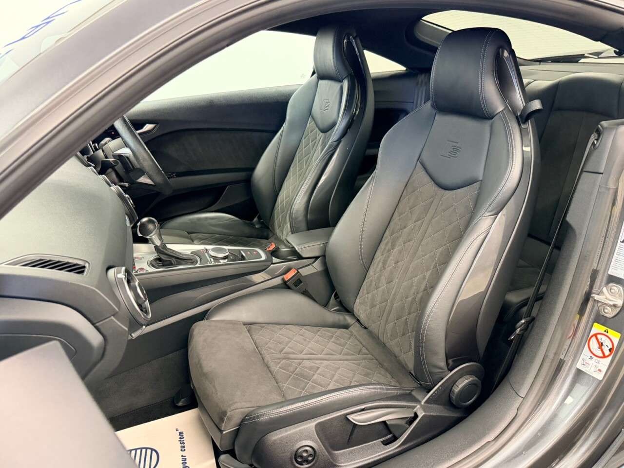 2021 AUDI TT 2021 AUDI TT