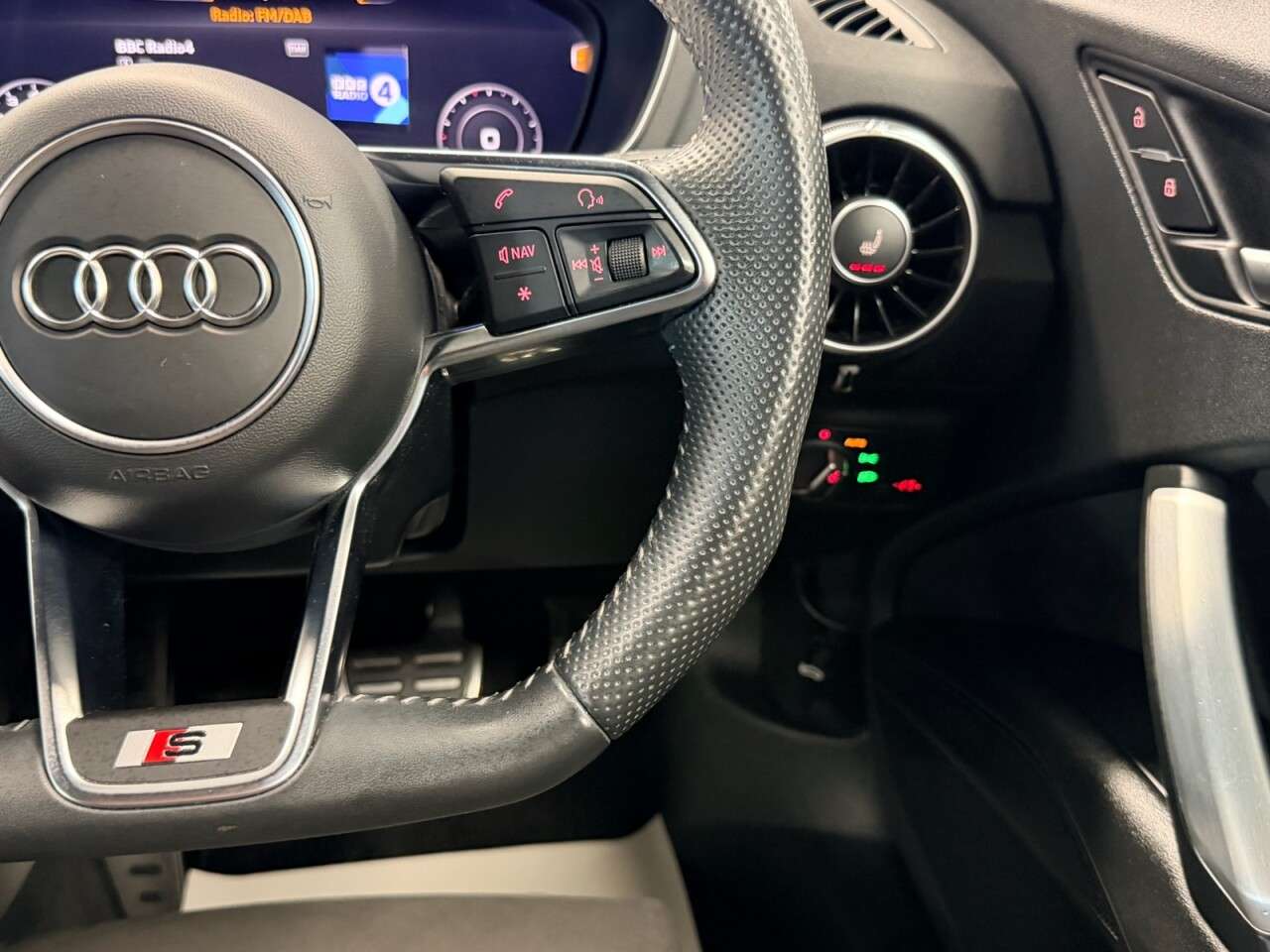 2021 AUDI TT 2021 AUDI TT