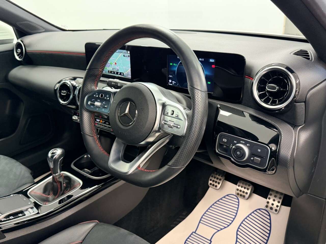 2019 MERCEDES-BENZ A CLASS 2019 MERCEDES-BENZ A CLASS