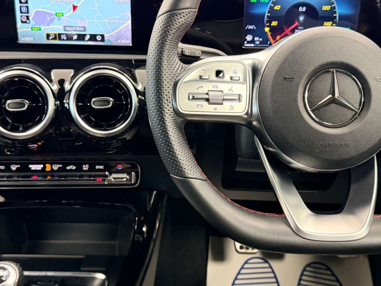 2019 MERCEDES-BENZ A CLASS 2019 MERCEDES-BENZ A CLASS