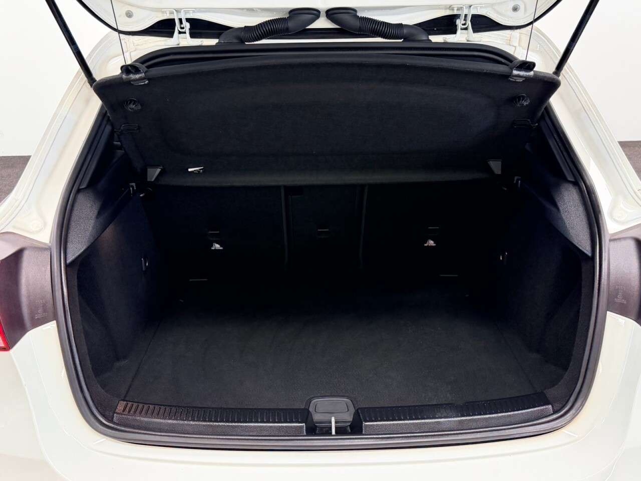 2019 MERCEDES-BENZ A CLASS 2019 MERCEDES-BENZ A CLASS