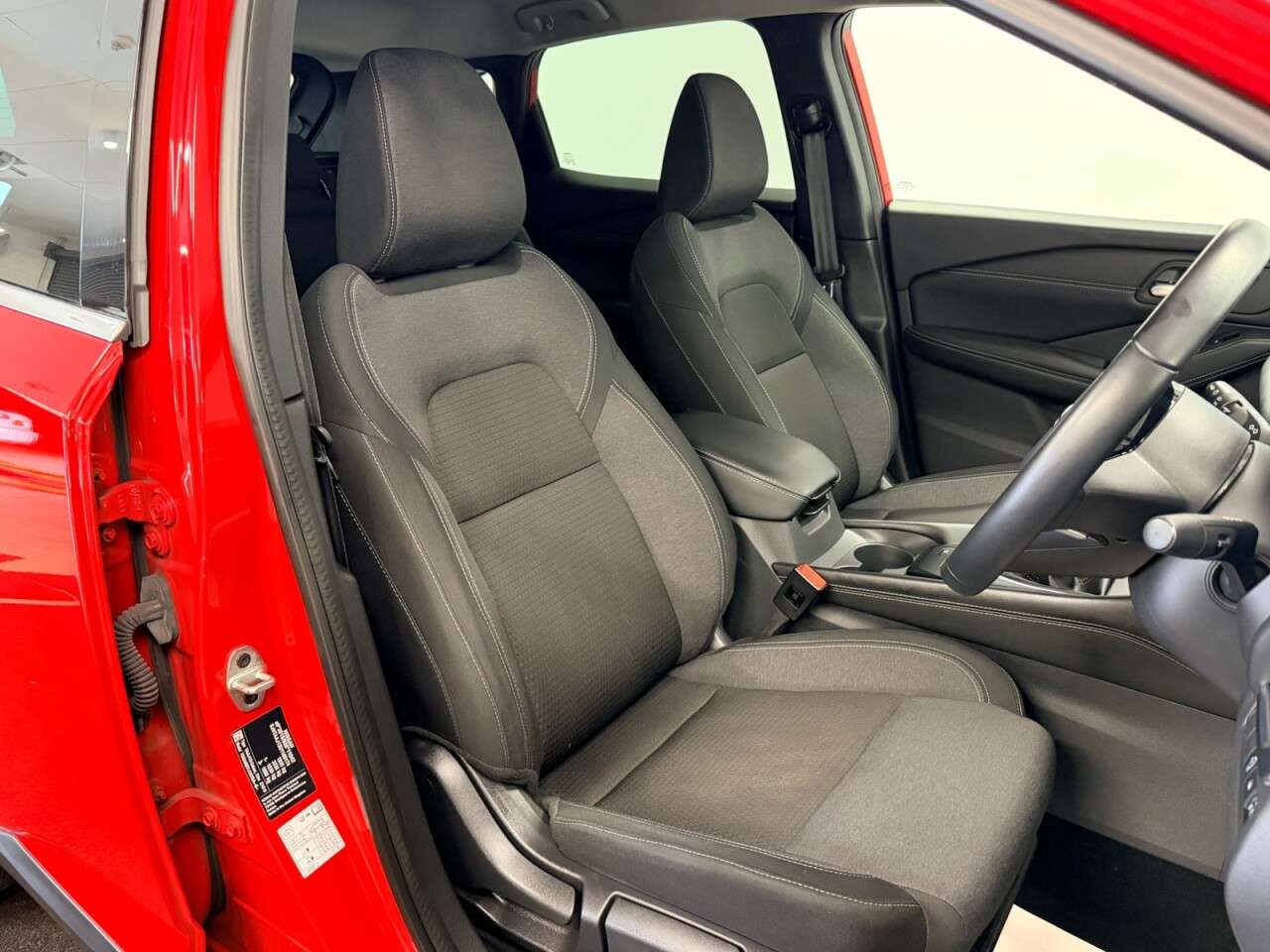 A 2022 NISSAN QASHQAI 1.3 DIG-T MHEV HYBRID N-CONNECTA 140 BHP + SAT NAV + REAR CAMERA SIX MONTH A 2022 NISSAN QASHQAI 1.3 DIG-T MHEV HYBRID N-CONNECTA 140 BHP + SAT NAV + REAR CAMERA SIX MONTH