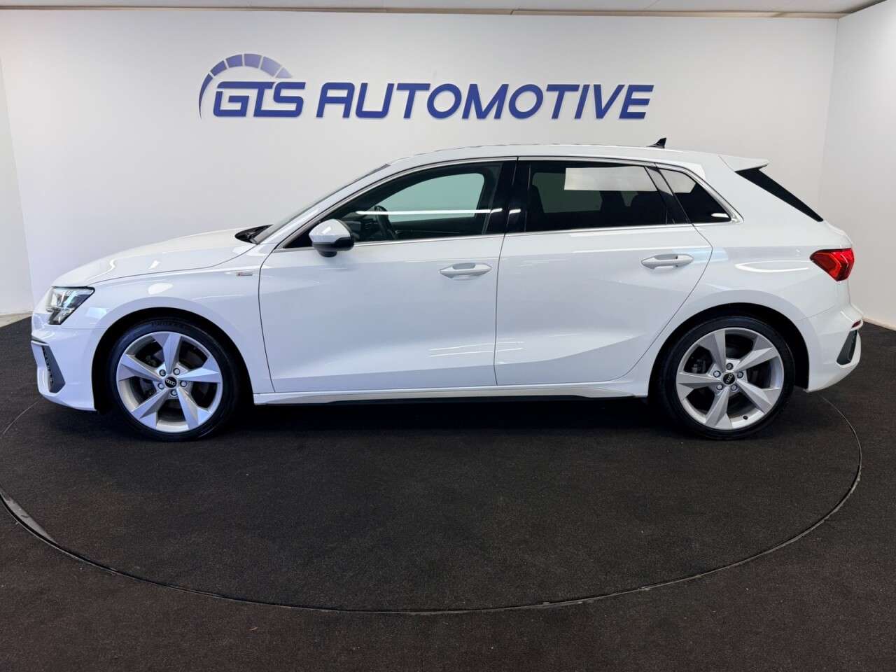 2021 AUDI A3 2021 AUDI A3