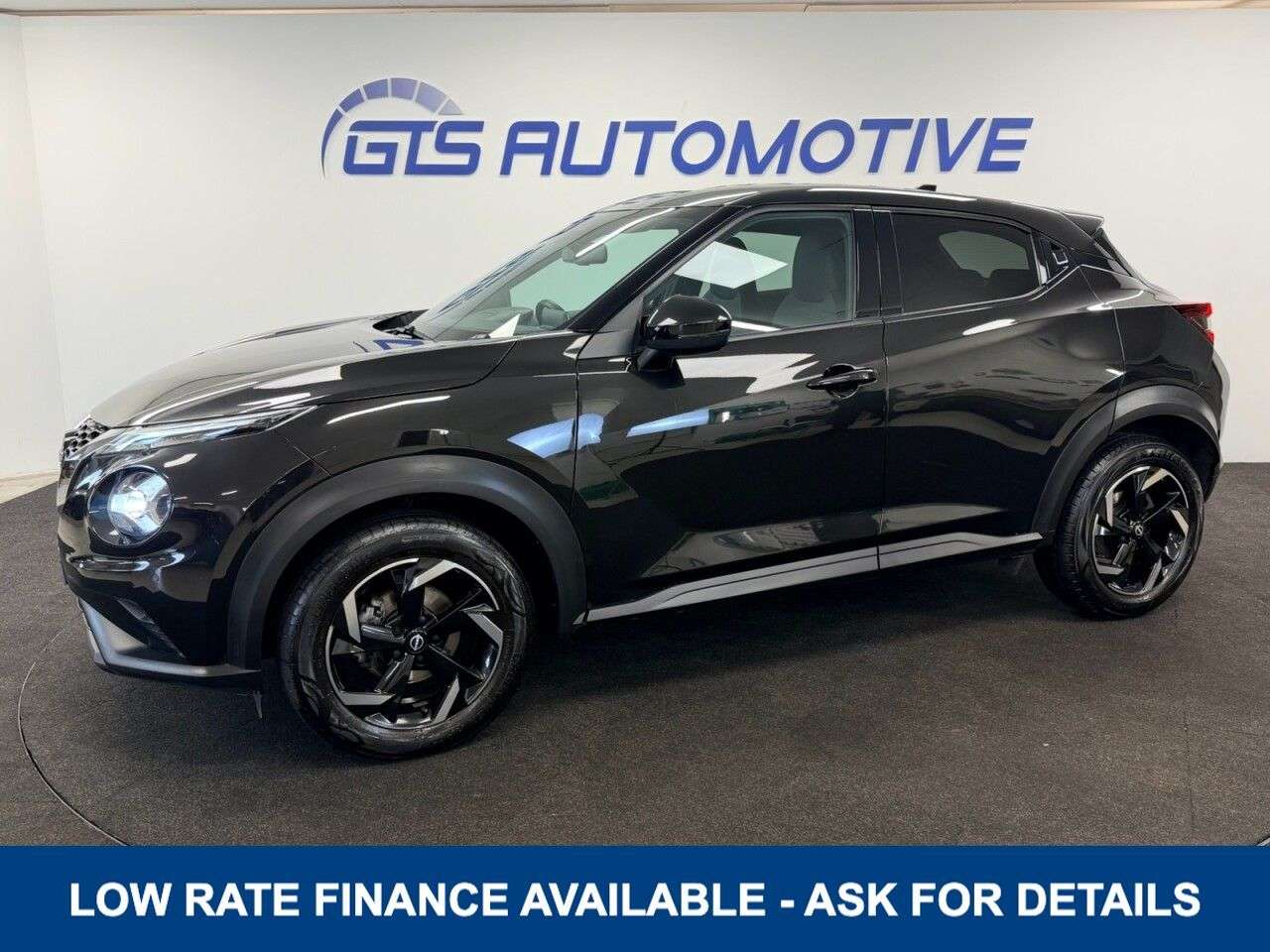 A 2022 NISSAN JUKE 1.0 DIG-T N-CONNECTA 115 BHP + SAT NAV + REAR CAMERA SIX MONTH WARRANTY MAY A 2022 NISSAN JUKE 1.0 DIG-T N-CONNECTA 115 BHP + SAT NAV + REAR CAMERA SIX MONTH WARRANTY MAY