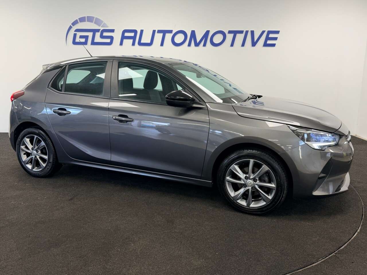 A 2020 VAUXHALL CORSA 1.2 SE FIVE DOOR 75 BHP + APPLE CAR PLAY + AIR CON SIX MONTH WARRANTY MAY 2 A 2020 VAUXHALL CORSA 1.2 SE FIVE DOOR 75 BHP + APPLE CAR PLAY + AIR CON SIX MONTH WARRANTY MAY 2