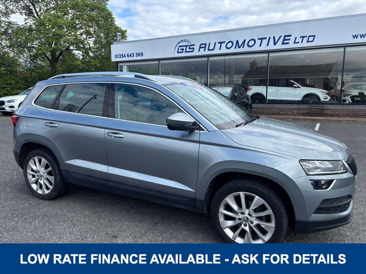 A 2020 SKODA KAROQ 1.5 TSI ACT SE L DSG AUTOMATIC 150 BHP + SAT NAV + REAR CAMERA A 2020 SKODA KAROQ 1.5 TSI ACT SE L DSG AUTOMATIC 150 BHP + SAT NAV + REAR CAMERA