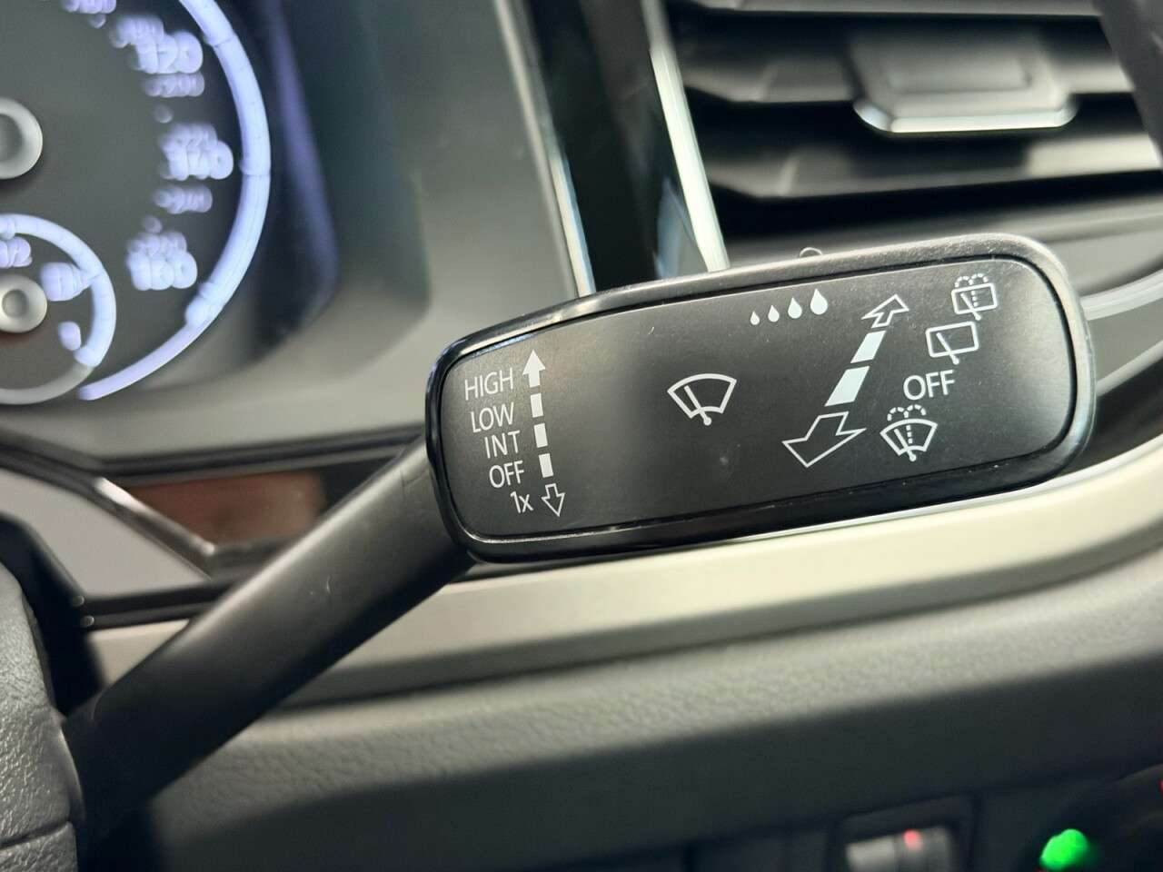2020 VOLKSWAGEN POLO 2020 VOLKSWAGEN POLO