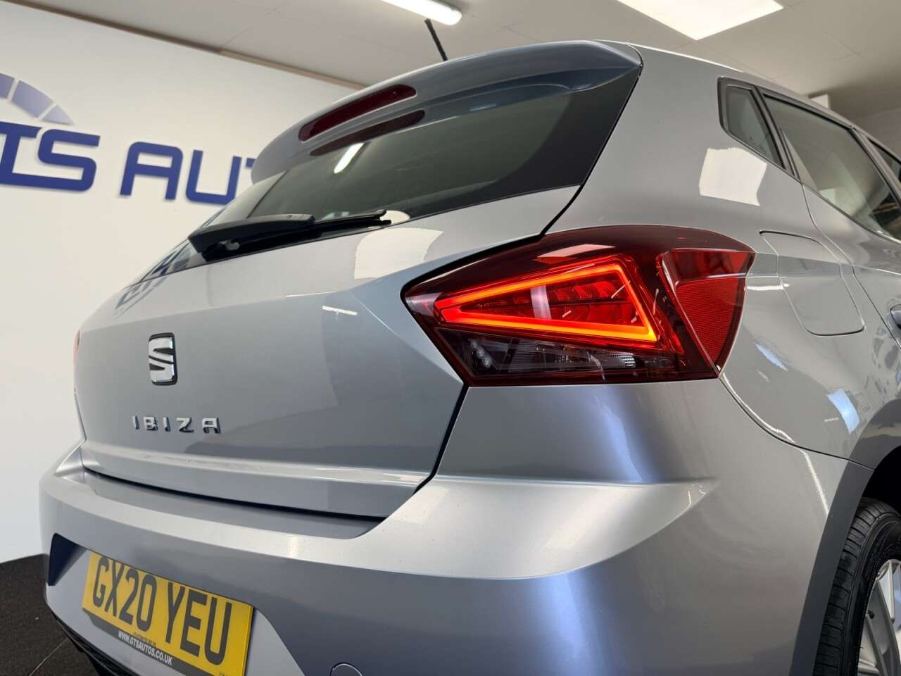 2020 SEAT IBIZA 2020 SEAT IBIZA