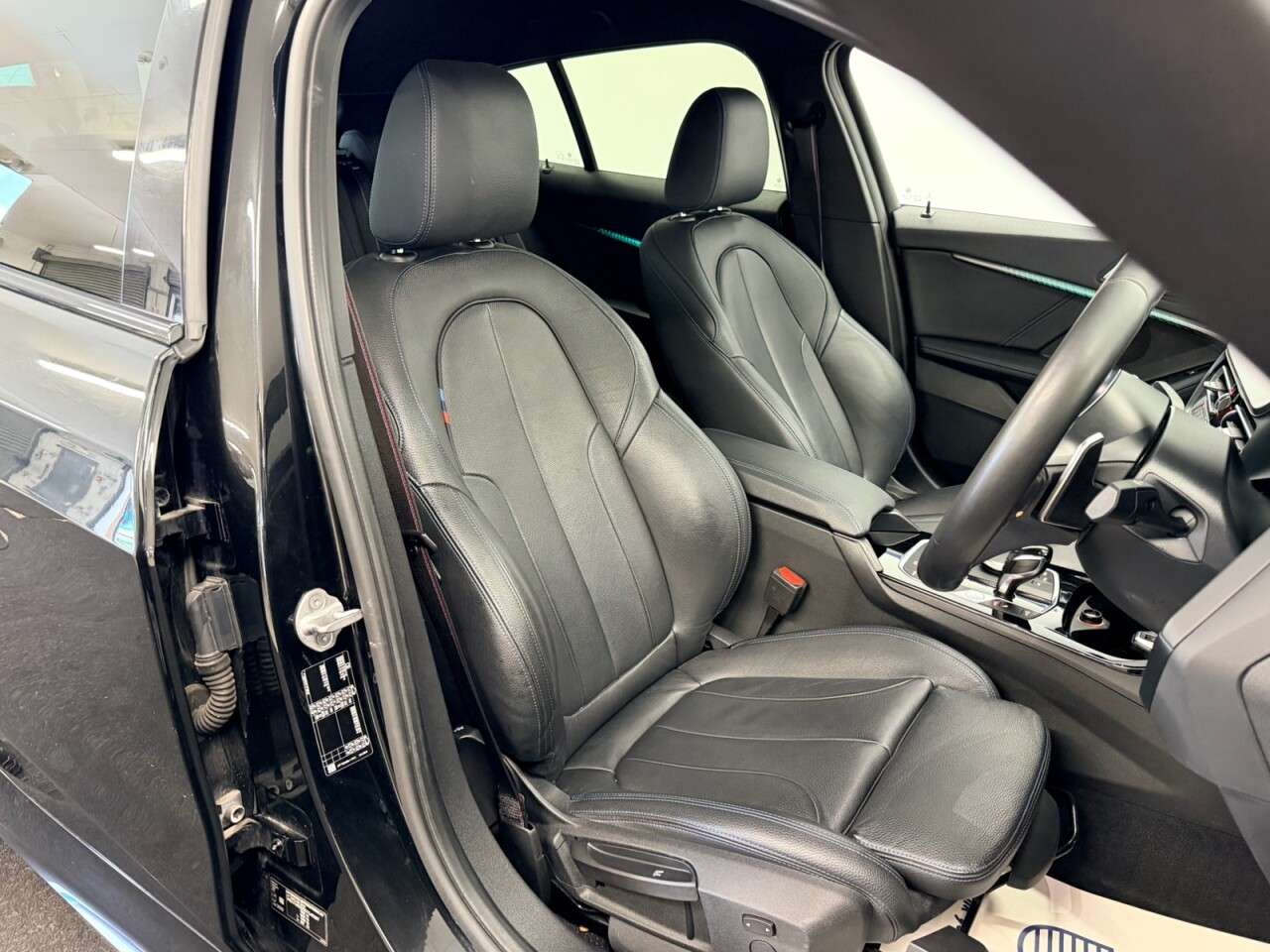 A 2020 BMW 1 SERIES 118d M SPORT PLUS PACK FIVE DOOR AUTO 150 BHP + SAT NAV + HEATED LEATHER A 2020 BMW 1 SERIES 118d M SPORT PLUS PACK FIVE DOOR AUTO 150 BHP + SAT NAV + HEATED LEATHER