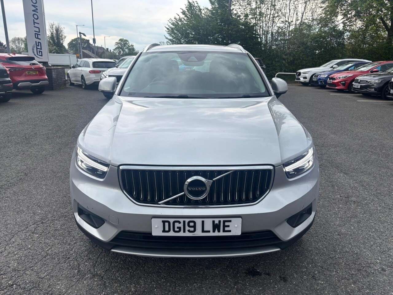 2019 VOLVO XC40 2019 VOLVO XC40