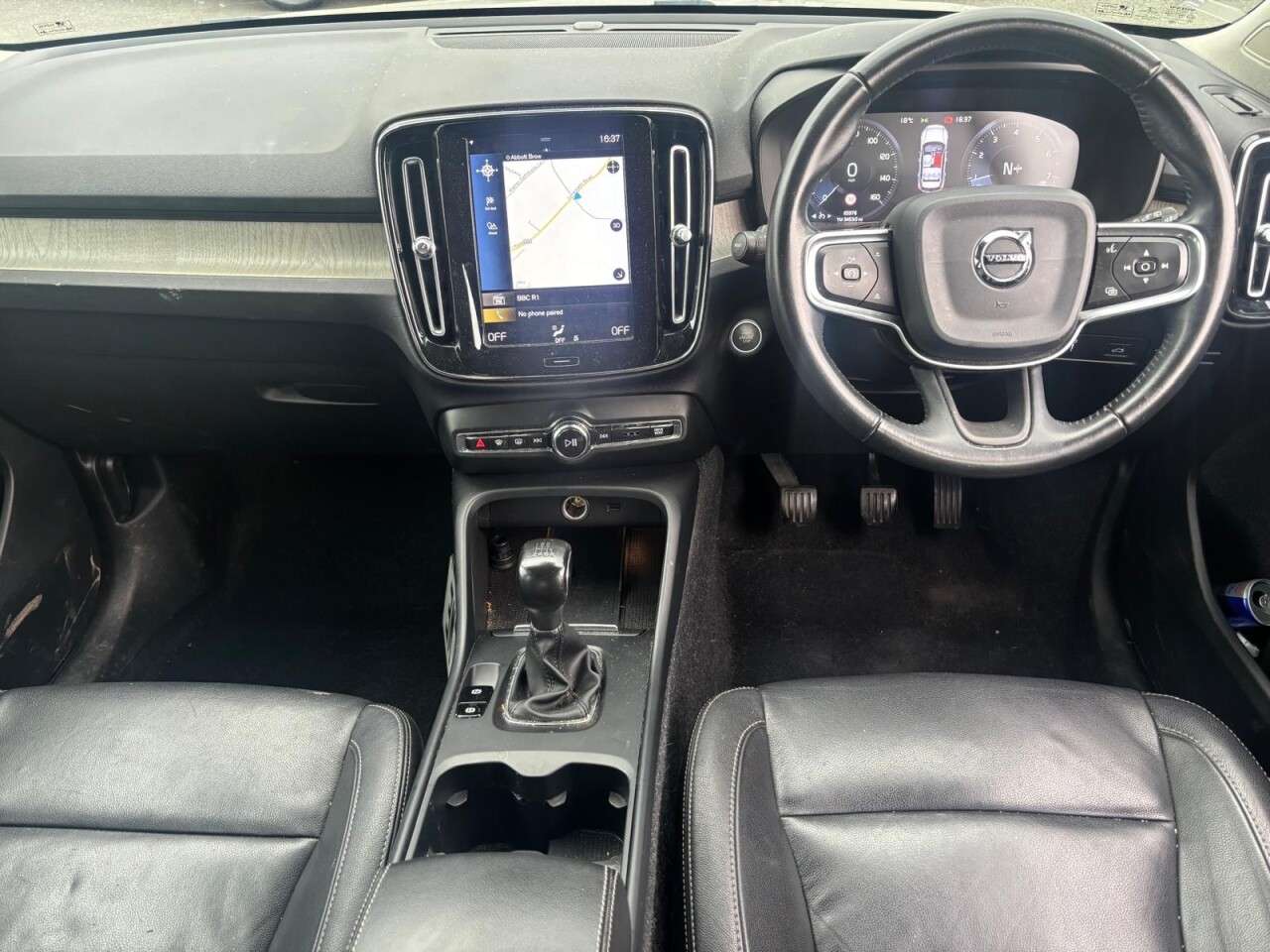 2019 VOLVO XC40 2019 VOLVO XC40