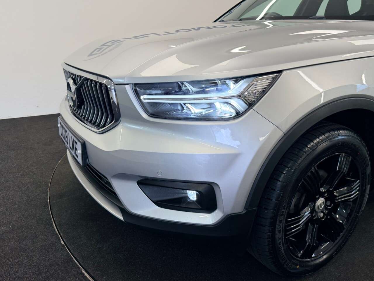 2019 VOLVO XC40 2019 VOLVO XC40